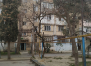 Satılır 3 otaqlı 70 m2 köhnə tikili 8 km