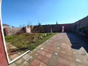 İcarəyə verilir 4 otaqlı 120 m2 həyət evi Astara