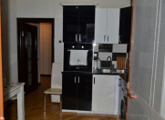 Satılır 3 otaqlı 80 m2 köhnə tikili Sərhədçi İdman kompleksi