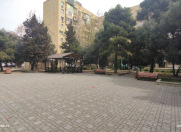 Satılır 4 otaqlı 85 m2 köhnə tikili Elmlər Akademiyası m.