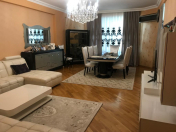 İcarəyə verilir 4 otaqlı 180 m2 yeni tikili Ağ şəhər