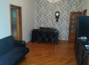 İcarəyə verilir 2 otaqlı 55 m2 köhnə tikili ABŞ səfirliyi