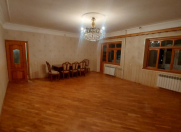 Satılır 5 otaqlı 120 m2 köhnə tikili 8 mkr