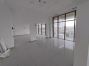 İcarəyə verilir 3 otaqlı 295 m2 obyekt Xırdalan