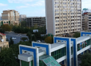 Satılır 3 otaqlı 90 m2 köhnə tikili 8 mkr