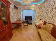Satılır 4 otaqlı 96 m2 köhnə tikili Əhmədli m.