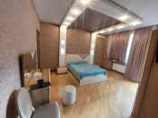 İcarəyə verilir 3 otaqlı 150 m2 yeni tikili Nizami m.