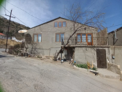 Satılır 4 otaqlı 100 m2 həyət evi Bayıl