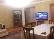 Satılır 4 otaqlı 150 m2 köhnə tikili 7 mkr