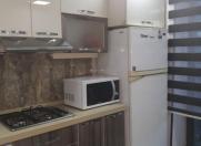 İcarəyə verilir 3 otaqlı 70 m2 köhnə tikili 28 May m.