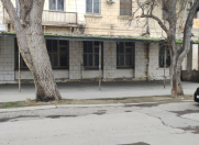 Satılır 10 otaqlı 271 m2 köhnə tikili Bakıxanov