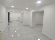 İcarəyə verilir 2 otaqlı 42 m2 ofis Memar Əcəmi m.