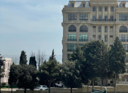 İcarəyə verilir 1 otaqlı 38 m2 köhnə tikili İçəri Şəhər m.