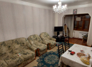 Satılır 4 otaqlı 110 m2 köhnə tikili 8 mkr