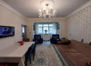 Satılır 3 otaqlı 65 m2 köhnə tikili Moskva univermağı