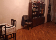 Satılır 3 otaqlı 70 m2 köhnə tikili Qara Qarayev m.