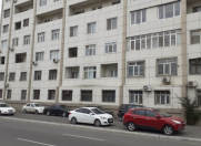 Satılır 1 otaqlı 41 m2 köhnə tikili Şah İsmayıl Xətai m.