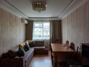Satılır 4 otaqlı 90 m2 köhnə tikili Həzi Aslanov m.