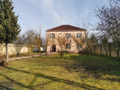 Satılır 5 otaqlı 200 m2 bağ evi Xaçmaz