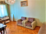 Satılır 3 otaqlı 90 m2 köhnə tikili 8 mkr