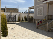 Satılır 7 otaqlı 313 m2 villa Buzovna