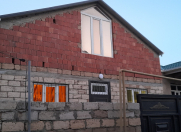 Satılır 3 otaqlı 180 m2 həyət evi Köhnə Günəşli