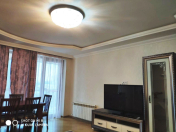 İcarəyə verilir 2 otaqlı 100 m2 yeni tikili Nizami m.