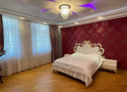 Satılır 3 otaqlı 130 m2 yeni tikili 28 may