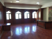 İcarəyə verilir 1 otaqlı 45 m2 ofis Şah İsmayıl Xətai m.