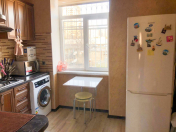 İcarəyə verilir 2 otaqlı 65 m2 köhnə tikili Səməd Vurğun parkı