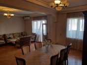 Satılır 4 otaqlı 165 m2 yeni tikili 8 mkr