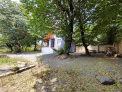 İcarəyə verilir 3 otaqlı 100 m2 həyət evi Oğuz