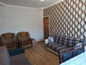 Satılır 4 otaqlı 110 m2 köhnə tikili İnşaatçılar m.