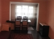 Satılır 2 otaqlı 80 m2 köhnə tikili Neftçi bazası