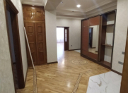 Satılır 5 otaqlı 170 m2 yeni tikili Yeni Yasamal
