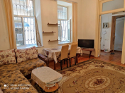 İcarəyə verilir 2 otaqlı 50 m2 köhnə tikili İçəri Şəhər m.