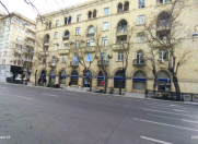 İcarəyə verilir 3 otaqlı 80 m2 köhnə tikili İçəri Şəhər m.