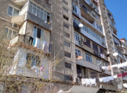 Satılır 2 otaqlı 65 m2 köhnə tikili 8 km