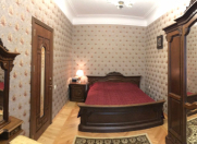 İcarəyə verilir 2 otaqlı 60 m2 köhnə tikili Nəsimi r.