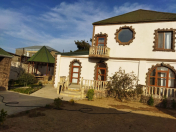 Satılır 6 otaqlı 230 m2 həyət evi Şüvəlan Park ticarət mərkəzi