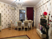 Satılır 3 otaqlı 132 m2 yeni tikili Bayıl