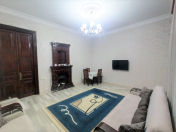 Satılır 3 otaqlı 86 m2 köhnə tikili İçəri Şəhər m.