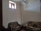 İcarəyə verilir 2 otaqlı 50 m2 köhnə tikili Sahil m.