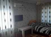 Satılır 1 otaqlı 40 m2 köhnə tikili Əhmədli m.