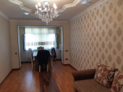 Satılır 2 otaqlı 55 m2 köhnə tikili Neapol dairəsi