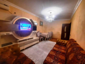 Satılır 3 otaqlı 70 m2 köhnə tikili Bakıxanov