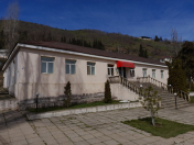 Satılır 4 otaqlı 271 m2 obyekt Yardımlı