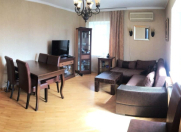 Satılır 3 otaqlı 75 m2 köhnə tikili Qara Qarayev m.