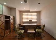 İcarəyə verilir 6 otaqlı 200 m2 ofis Şah İsmayıl Xətai m.