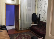 İcarəyə verilir 4 otaqlı 70 m2 köhnə tikili Nizami m.